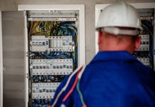 8 Tips to Help You Choose the Perfect Electrician in Sunshine Coast