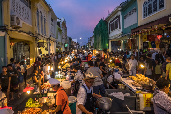 A guide to enjoying the food and travel in Phuket, Thailand