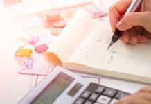 Simple Ways to Manage Finances and Save Money