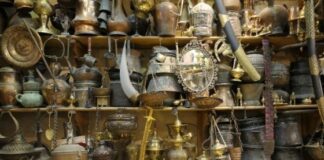 8 Tips for Antique Shopping