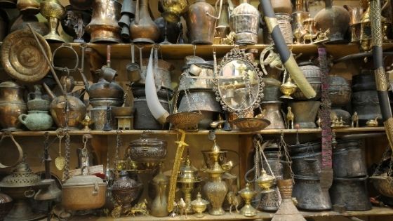 8 Tips for Antique Shopping