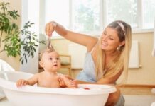 Organic Baby Bath Products - Consider the Safety of Your Baby