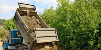 Why a Dump Truck is Important in Large-Scale Projects