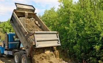 Why a Dump Truck is Important in Large-Scale Projects