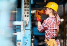 Which Electrical Contractor Should You Hire for Your Business
