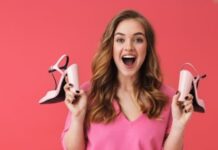 A 2021 Guide - How to Pick the Best Footwear When Travelling