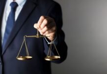 4 Top Reasons to Hire Mesothelioma Lawyer