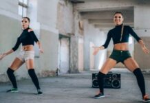 A Guide to Accessories of Girls for a Dance