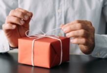 The Most Popular Corporate Gifts for Employees
