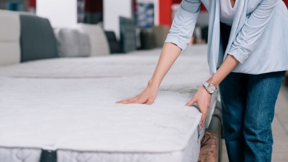 Single Bed Mattress: 6 Warning Signs it's Time to Replace Your Mattress