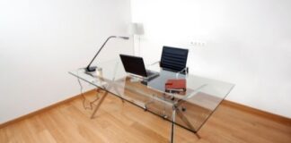 Set Up your Office at Home and Save Money