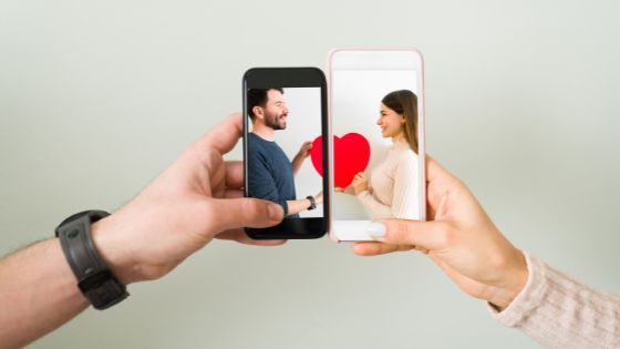 Online Dating - Journey of Its Evolution Against Traditional Norms