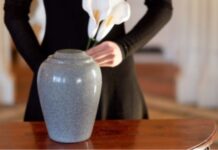 Should You Keep Your Loved Ones Ashes in an Urn