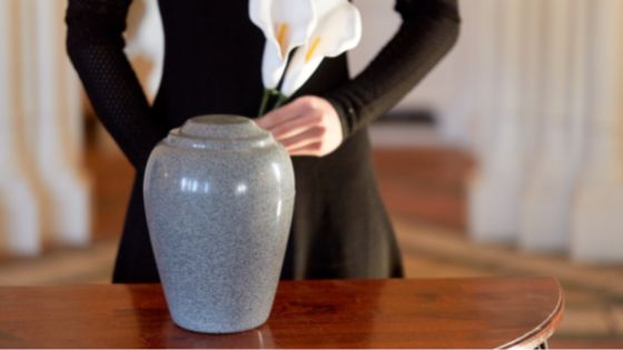 Should You Keep Your Loved Ones Ashes in an Urn