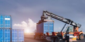 efficient cargo handling minimizing turnaround time