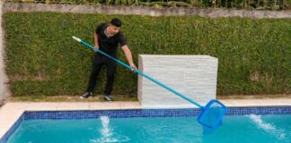 things to keep in mind when going for pool cleaning services