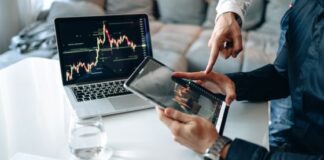 precision in trading the role of real-time spot prices for gold and silver