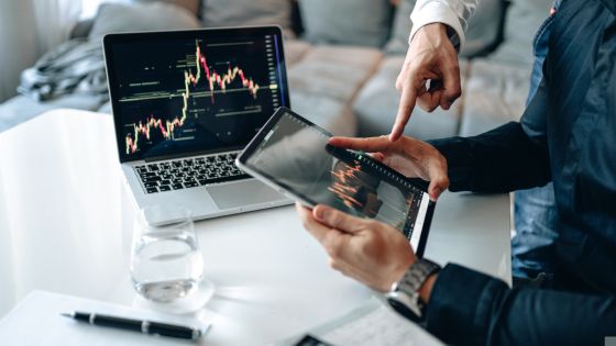 precision in trading the role of real-time spot prices for gold and silver