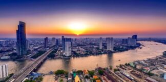 why so many digital nomads live in thailand